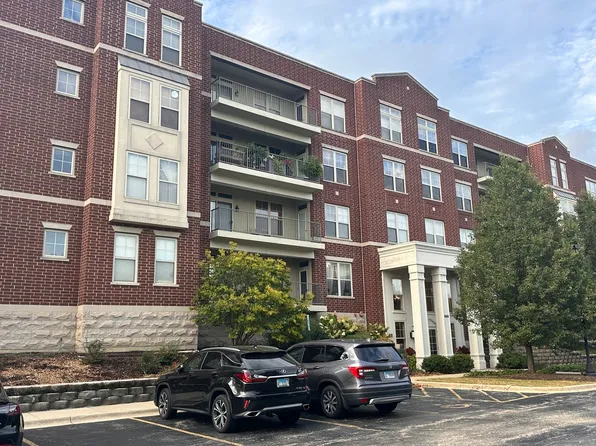 660 Prestwick Ln Unit 302, Wheeling, IL 60090