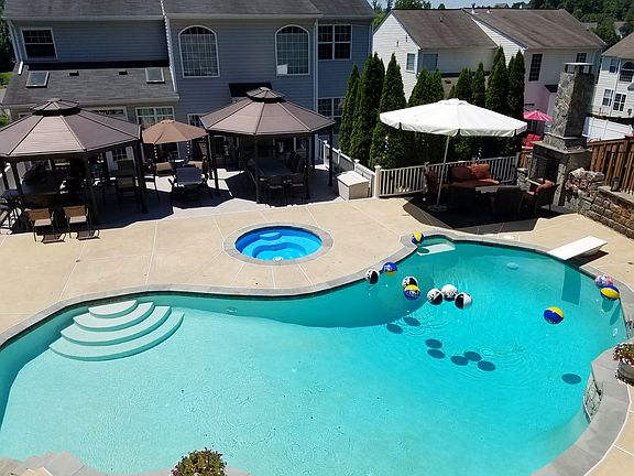 2nd image of 15259 Chincoteague Ct