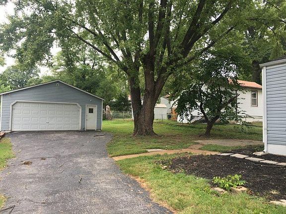 5th image of 3237 Coles Ave