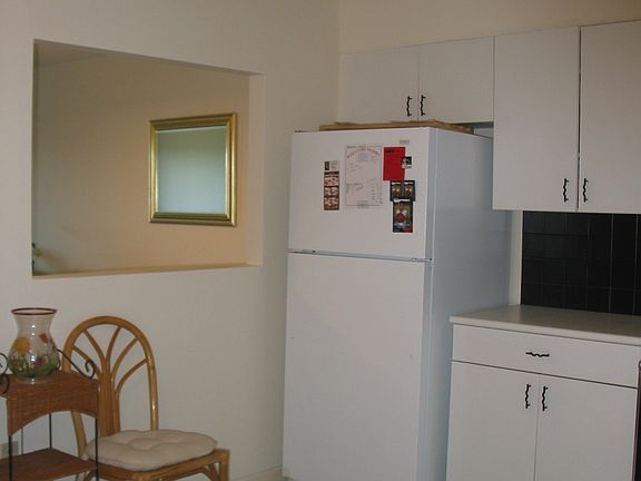 eat in kitchen
