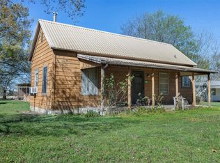 809 Main St, Lexington, TX 78947