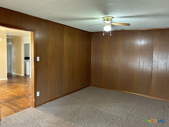 4th image of 408 Allen St