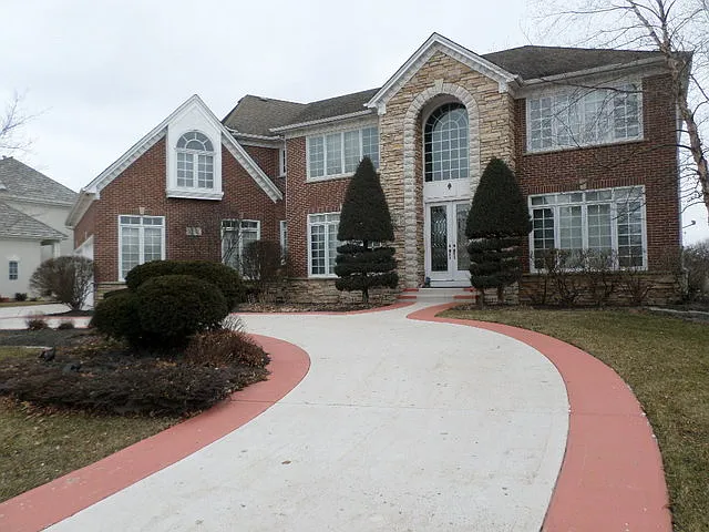 2431 Fawn Lake Cir photo 1