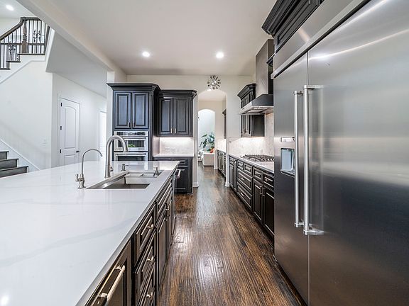3rd image of 13122 Dolomite Dr