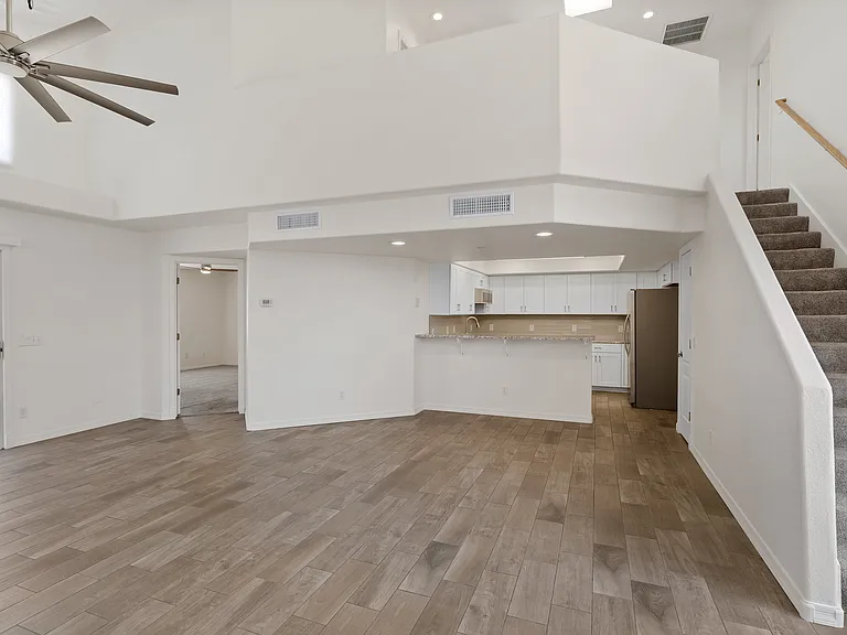 4295 Desert Springs Trl — Photo 18