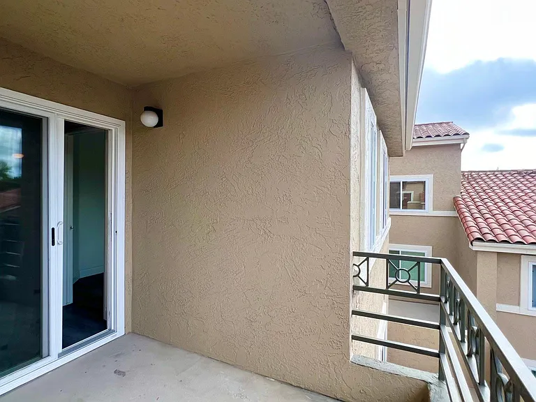 7405 Charmant Dr #2112 — Photo 25