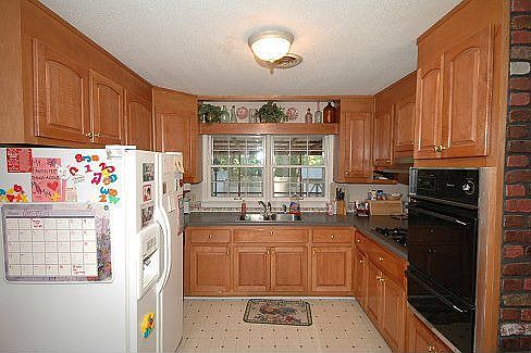 4th image of 2064 Cason Dr