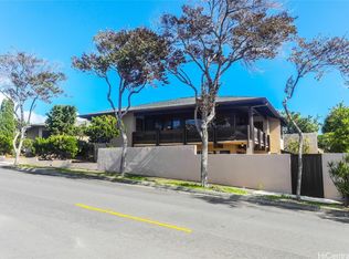 1472 Ala Naupaka St, Honolulu, HI 96818