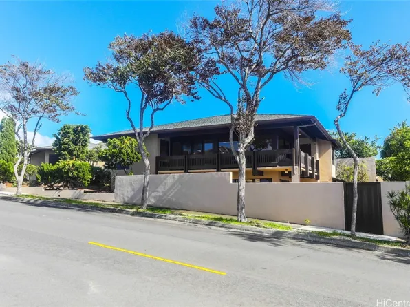 1472 Ala Naupaka St, Honolulu, HI 96818