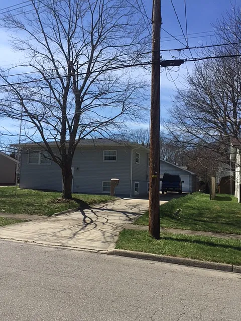 4 bed, 1324 sqft, $1,250 — Photo 2