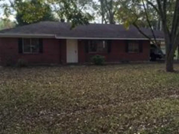 303 N Court St, Ellisville, MS 39437