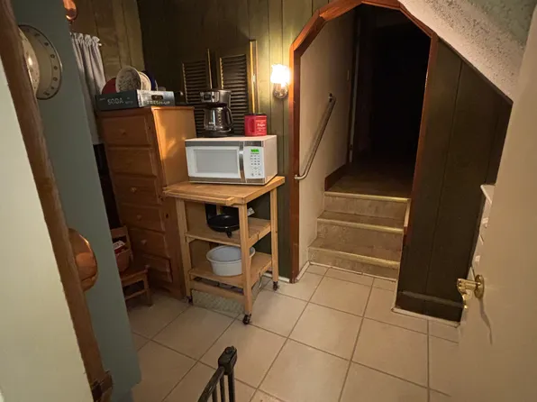 30 Harrington St Unit 1, Revere, MA 02151