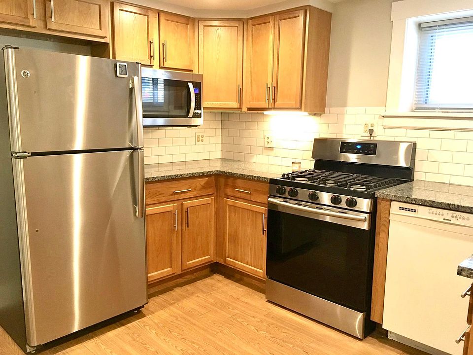 1st image of 414 S Lombard Ave #G