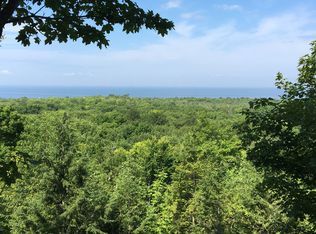 7477 Meadow Bluff Farm Rd, Egg Harbor, WI 54209