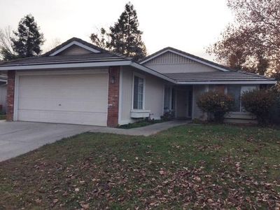 716 Summit Lakes Way, Galt, CA, 95632
