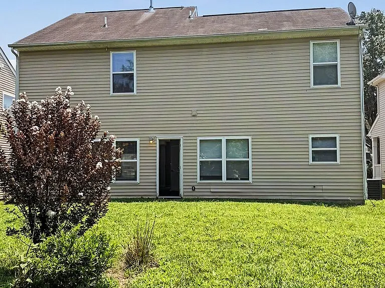2717 Forest Grove Ct — Photo 31