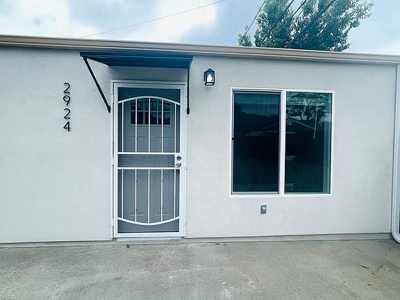 2nd image of 2938-2948 Lexington Dr #2924