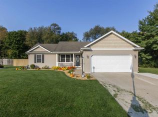 56901 Virginia Dr, Elkhart, IN 46516
