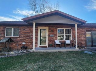603 W German St, Chester, IL 62233