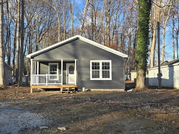 160 Lazy River Pl, Cloverdale, IN 46120