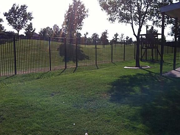 Back yard and golf course view-outstanding!