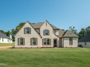 4164 Bakersfield Dr, Nesbit, MS 38651