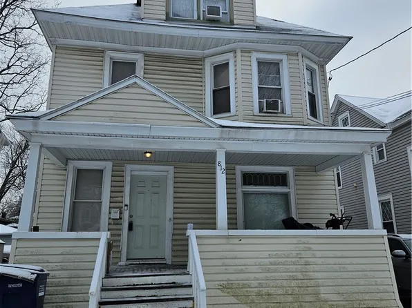 812 Turtle St, Syracuse, NY 13208