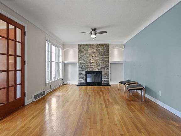5th image of 1299 French Ave