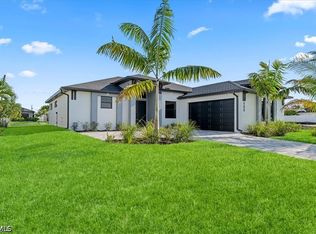 608 SW 20th Ter, Cape Coral, FL 33991