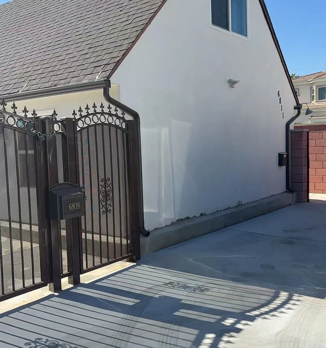 1 bed, 480 sqft, $1,700 — Photo 2