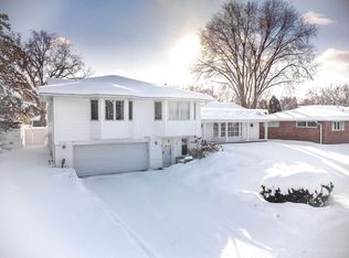 4321 W 25th St, Saint Louis Park, MN 55416