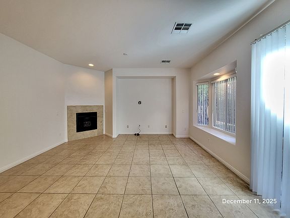 3rd image of 9177 Worsley Park Pl