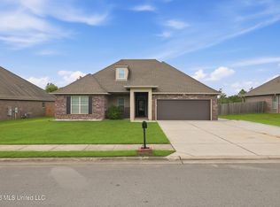 15053 Belhaven St, Gulfport, MS 39503