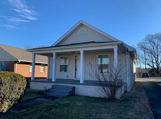 302 Claiborne Ave, Fredericksburg, VA 22405
