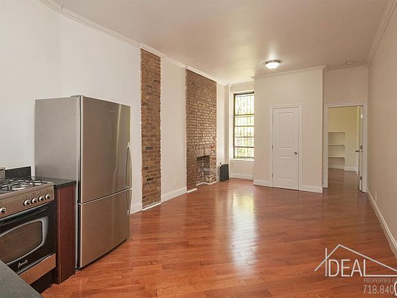 2nd image of 262 Saint James Pl