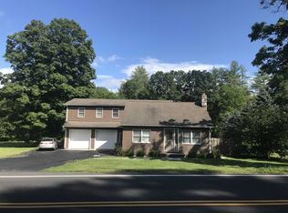 1090 Sawkill Rd, Kingston, NY 12401