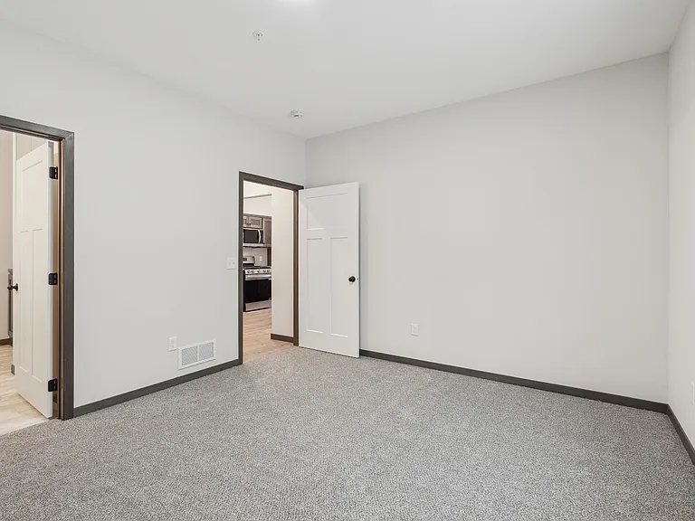 11514 Robinson Dr NW — Photo 8