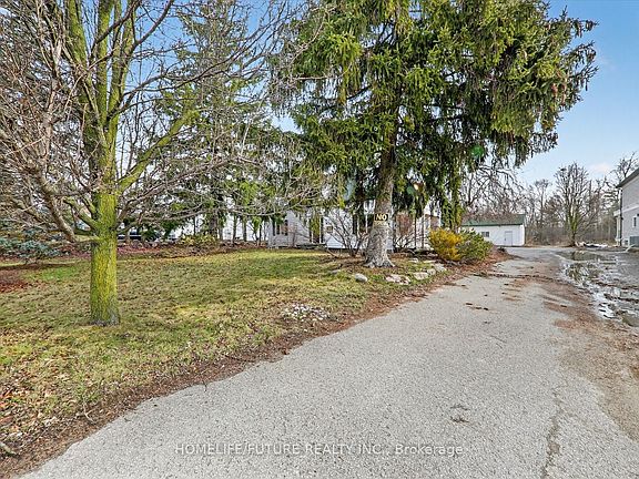 4th image of 1485 Altona Rd