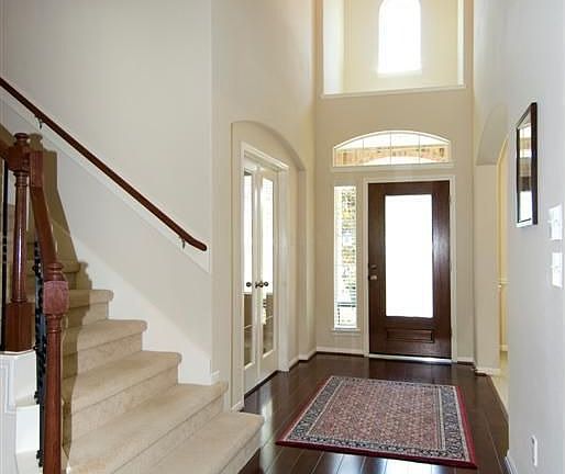 2nd image of 71 W Frontera Cir