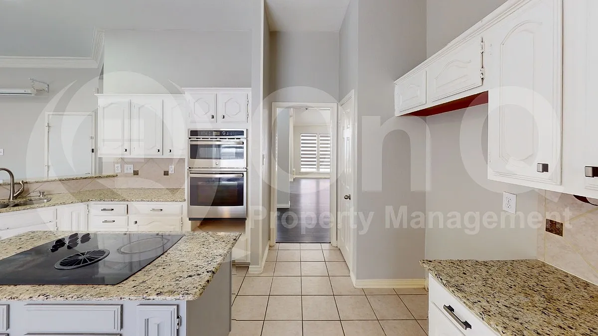 3 bed, 2.0 bath, 2091 sqft, $2,900 — Photo 4