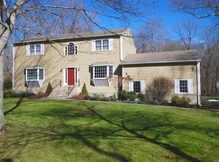 2784 Sturges Hwy, Westport, CT 06880