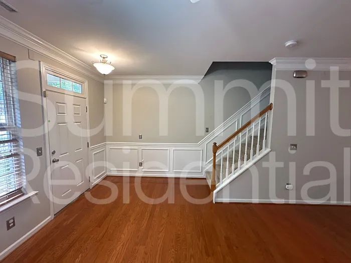 2 bed, 2.0 bath, 1350 sqft, $1,745 — Photo 2