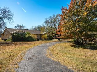 216 Pierce Rd, Red Oak, TX 75154