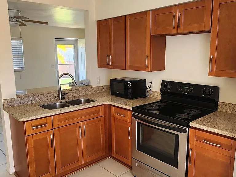 205 Cleveland Ave #1 — Photo 7