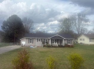 920 Rock Creek Rd, Estill Springs, TN 37330