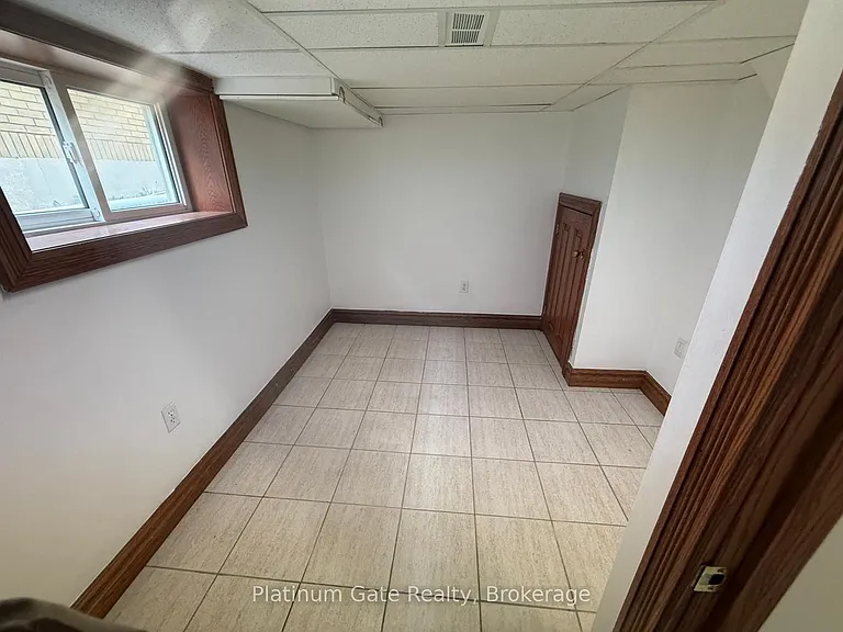 1282 York St — Photo 17