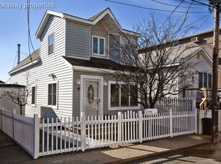 18 W 16th Rd, Broad Channel, NY 11693