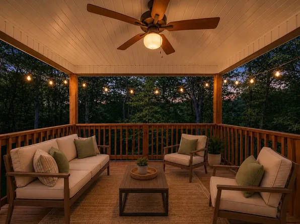 1125 Racker Dr, Clarksville, TN 37043