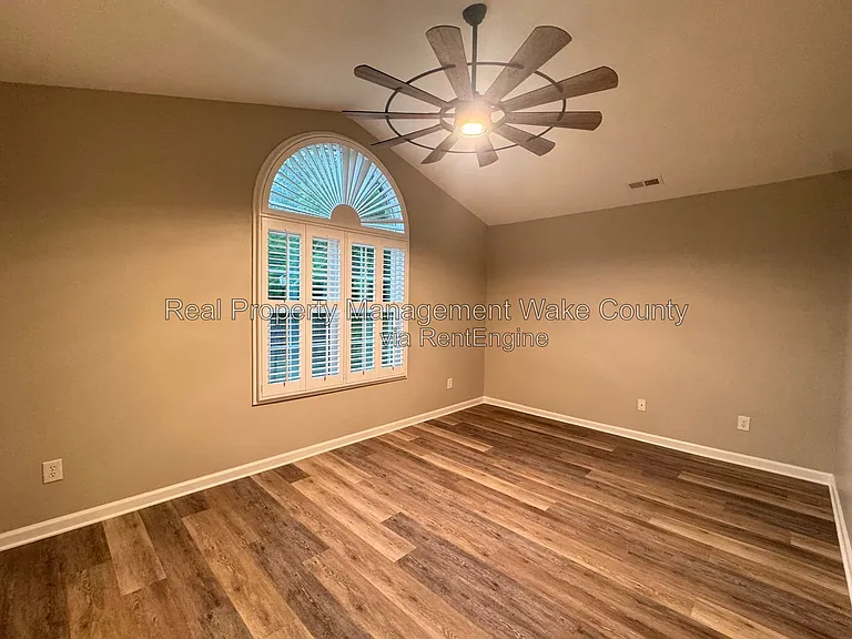 4021 Wellington Ridge Loop — Photo 25
