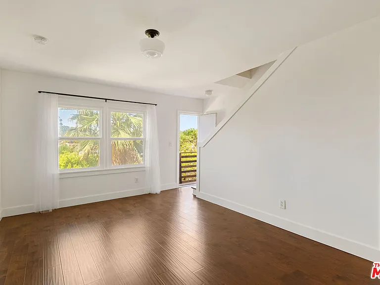 1523 Murray Dr — Photo 13